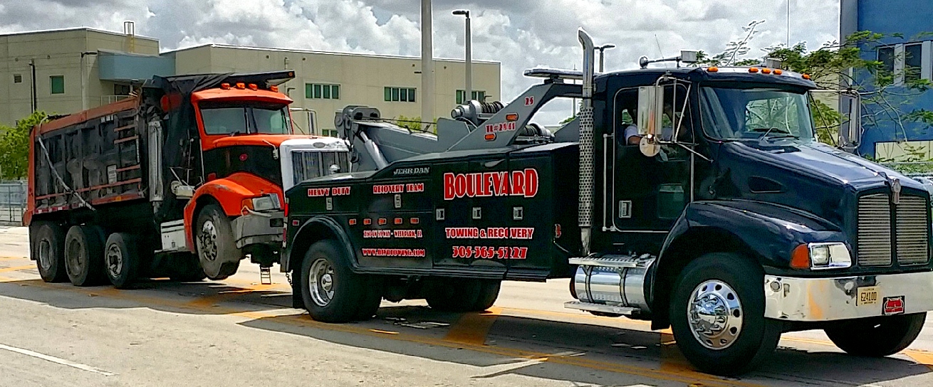 Грузовой эвакуатор в Казани